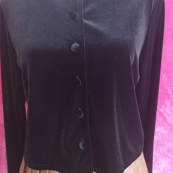 Caramel Skirt and Velvet tlTop - Picture 4 of 4